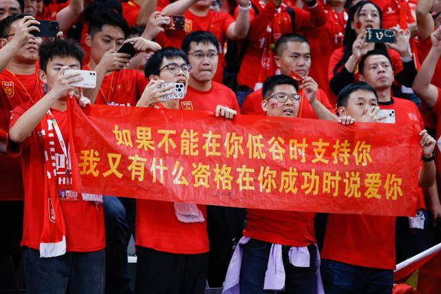 广东男篮最新消息！一阶段赛程难度大，胡明轩担任亚运会旗手，或签外援拉塞尔内容展示